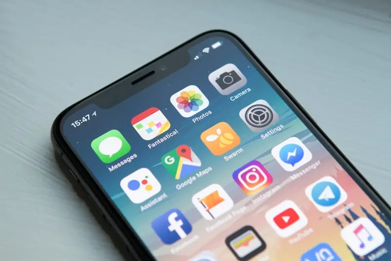 Smartphone home screen showing a stack of consumer apps